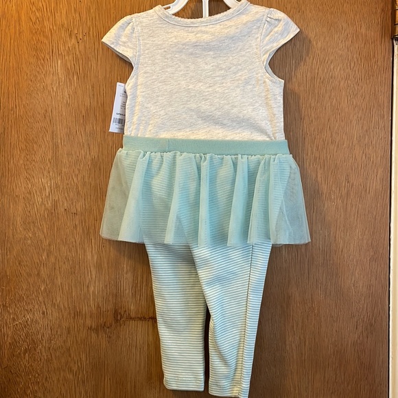 Carter’s Baby 2 PCs. 9 Mos 17-21Lbs - Picture 2 of 7